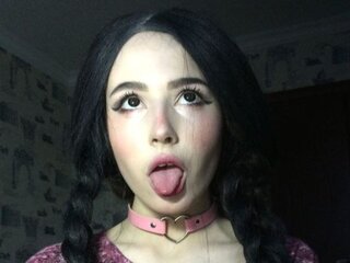 LinaMcKinney live