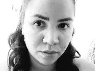 LolaSalcedo lj
